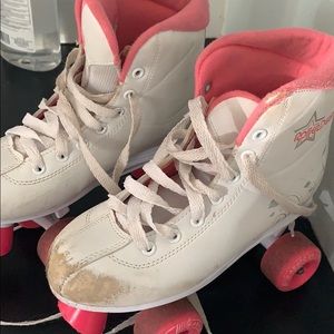 Women’s size 6 roller derby roller skates
